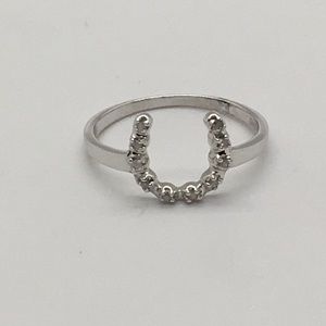 14 karat white gold and Diamond horseshoe ring